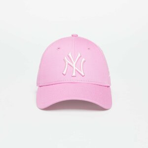 New Era New York Yankees Womens League Essential 9FORTY Adjustable Cap Pink
